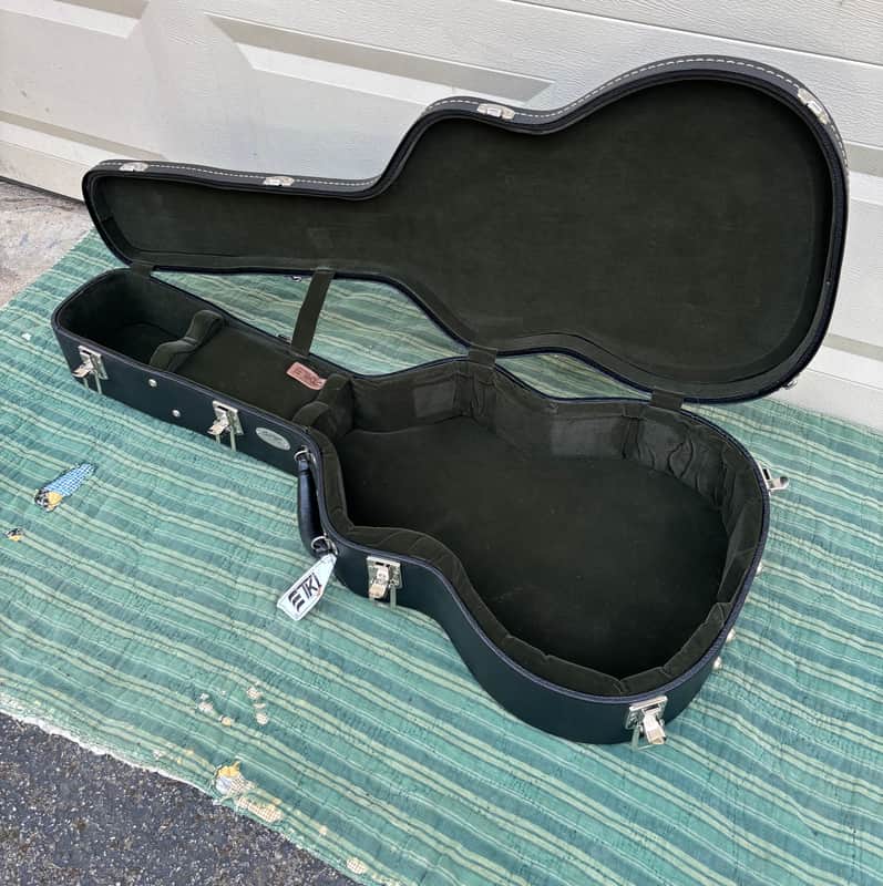 Collings OM / 000 Arched-Top Hardshell Case by TKL – OEM Case for OM/000 – Excellent Condition image 1