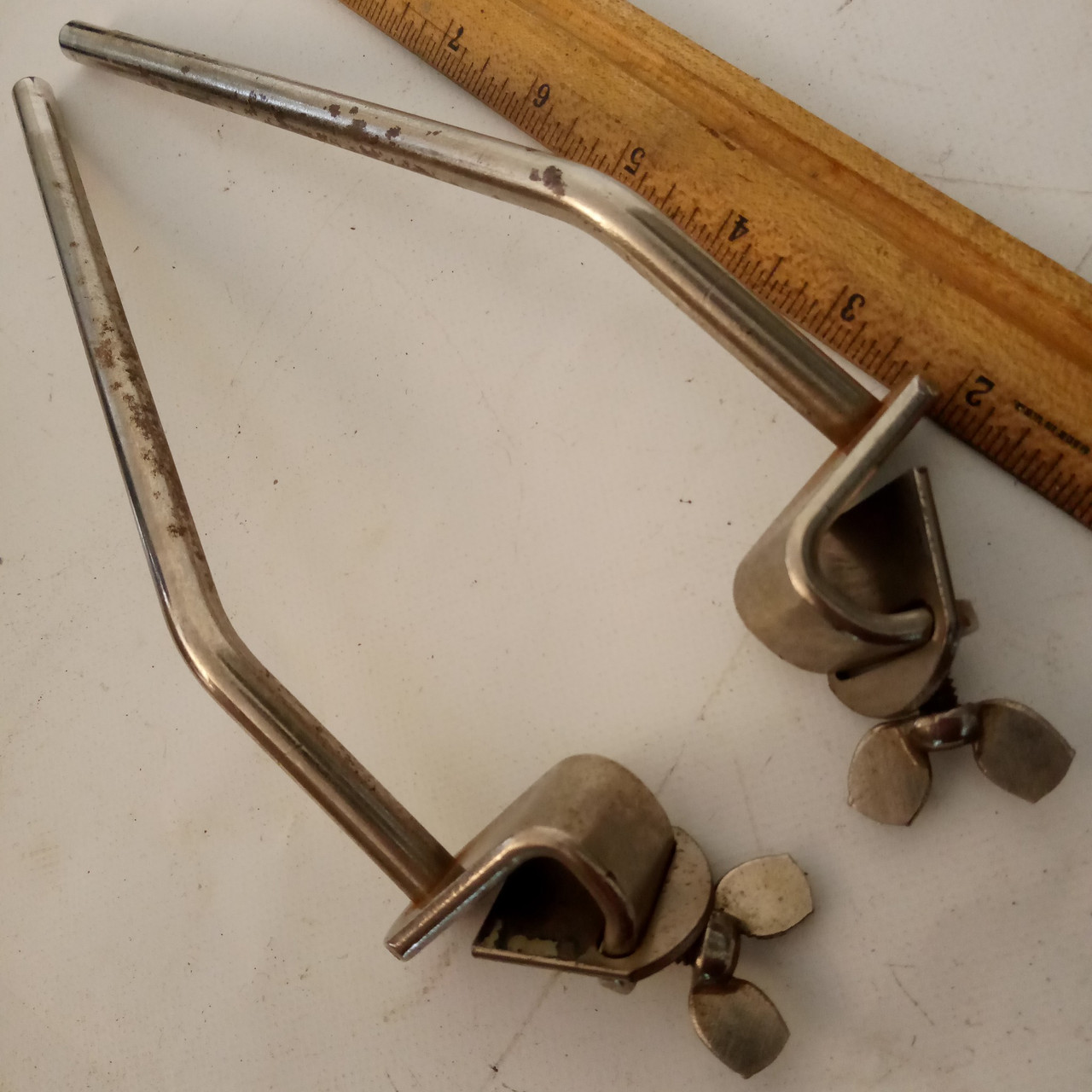Ludwig Spurs Clamp-On Nickel Bass Drum Hoop/Rim Mounts Vintage 50s Walberg&Auge — main photograph