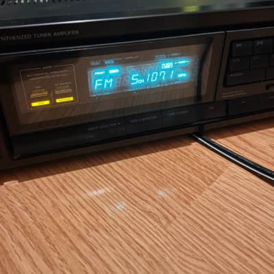 Vintage Onkyo Tx-800 90s receiver and am/fm tuner; powers on and functions but needs some work image 12