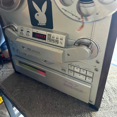 Akai GX-747 2-Channel 4-Track Tape Recorder 1981 - 1985 - Silver image 4