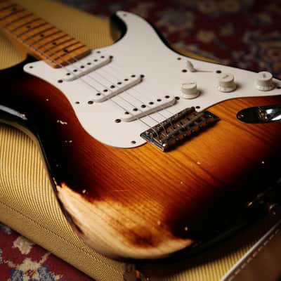 Fender USA Custom Shop 54' Stratocaster Heavy Relic Two Colour Sunburst image 11
