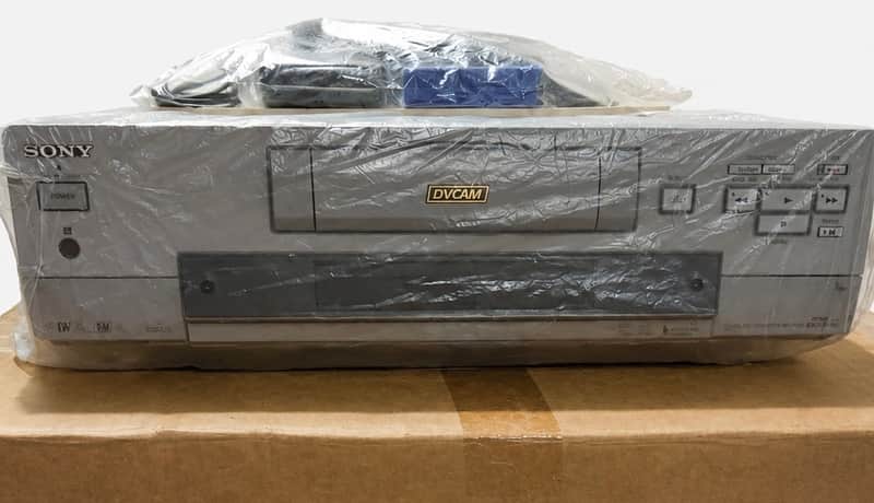 Sony DVCAM DSR-30 Digital Video Cassette Recorder Deck NOS | Reverb