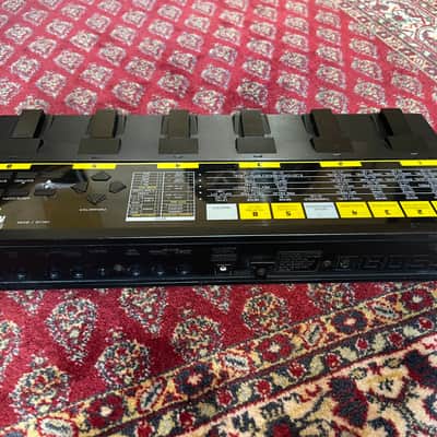 Boss ME-6B Bass Multiple Effects Pedal w/Synthesizer 1990s image 7