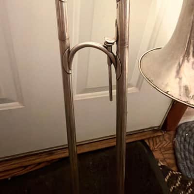 F. E. Olds  LM Tenor Trombone 1918  W/ Original Hardcase PLAYER image 16