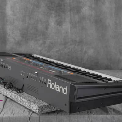 Roland Juno-106S Programmable Polyphonic Synthesizer in Good Condition image 16