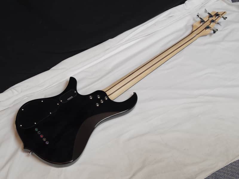 Traben Phoenix 5-string BASS guitar new w/ Case - Black Shadow