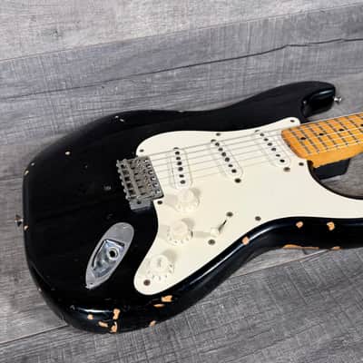 Fender V000 Serial Number American Vintage 1957 RI Stratocaster 1982 - Black image 5