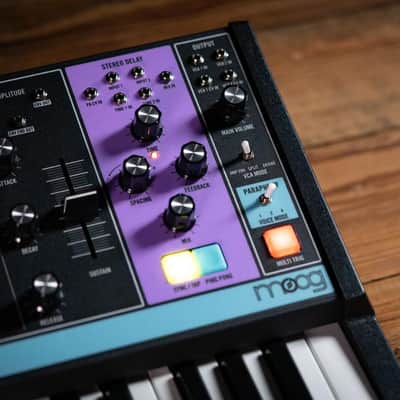 Moog Matriarch Patchable 4-note Paraphonic Analogue Synthesiser image 12