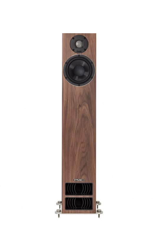PMC twenty5.24 walnut トールボーイ型スピーカー CSR、英PMCの新スピーカー“twenty 5”シリーズを11月より国内販売開始