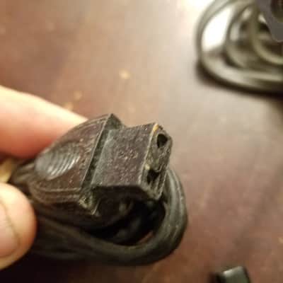 One (1) GE etc. Electric Disconnect Plug Power Cord Cable Non-polarized narrow Rectangle 1961 image 6