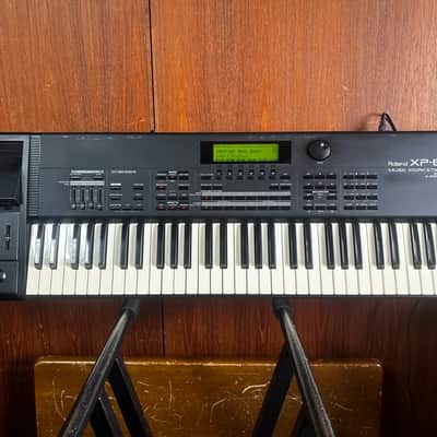 Roland XP-60 Music Workstation 64-voice New internal battery