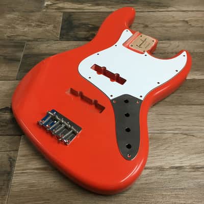 Made to Order - FRANCHIN Uranius bass body Relic Aged 100% Nitro Lacquer (Sunburst/ Black/ White/ Blue/ Green/ Yellow/ Red/ Pink/ Burgundy/ Purple/ Gold/ Silver, etc.) Basswood Poplar Jazz-Bass Style Made in Italy image 15