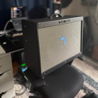 Fender Hot Rod Deluxe IV 3-Channel 40-Watt 1x12" Guitar Combo 2018 - Present - Black image 2