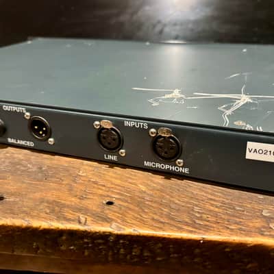 Vintech Audio X73i Mic Pre EQ Pair with PSU 2010s - Blue image 17