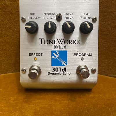 Korg ToneWorks 301dl Dynamic Echo | Reverb