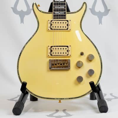 Washburn Eagle 1980 - White (Nancy Wilson of Heart)  - 5 piece neck through with coil taps image 2