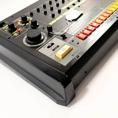 Roland TR-808 Rhythm Composer 1982 - Black image 4