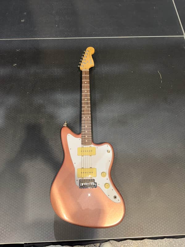 Fender American Performer Jazzmaster with Rosewood Fretboard 2018 - Present - Champagne Sparkle