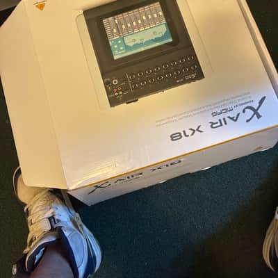 Behringer X air x 18 New - Black/silver image 2