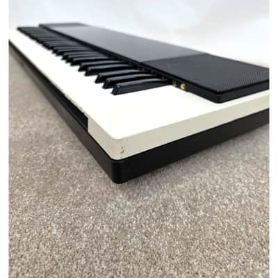 JVC KB-700B - Keyboard - Black And White - Fair w/ Power Supply & Soft Cover image 9