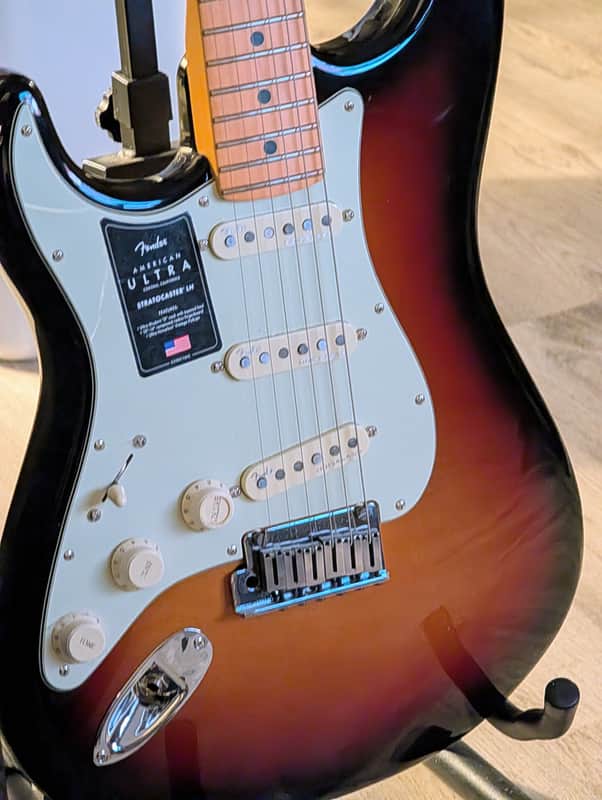 Fender American Ultra Stratocaster Left-Handed image 1