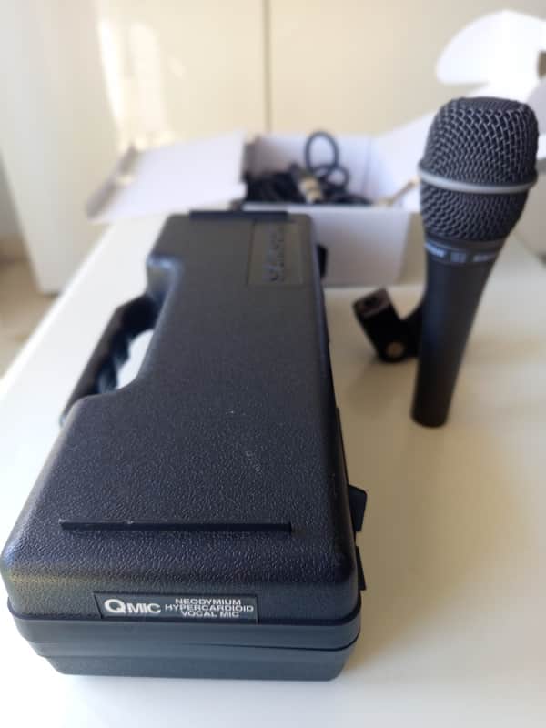 Samson Neodymium Dynamic similar a W6 2005 - Black body with grey chrome tip. Some minor wear on the finish consistent with age, overall condition excellent. image 1