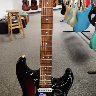 Mint Used 2023 Fender Stevie Ray Vaughan Stratocaster with Pau Ferro Fretboard - 3-Color Sunburst w/ Tweed Case image 5