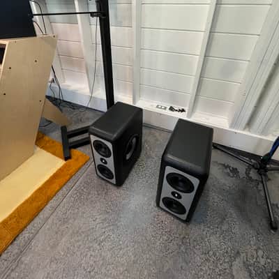 Barefoot Sound MicroMain 27 Gen 2 Pair with Sound Anchors image 2