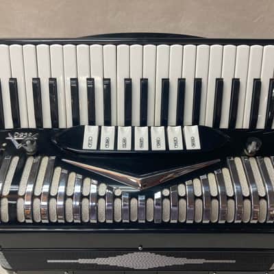 IMPERIAL D95S 3-REED ACCORDION WITH MICROPHONE #CIMM313 image 2