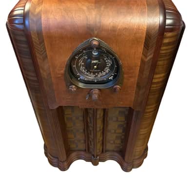 Restored Zenith 12S267 Console Radio with Bluetooth image 2
