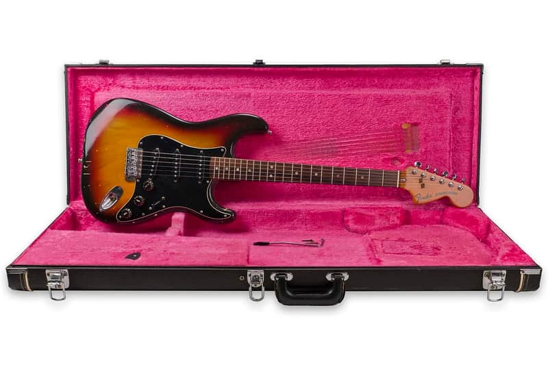 Fender Stratocaster (1971 - 1977) | Reverb Canada