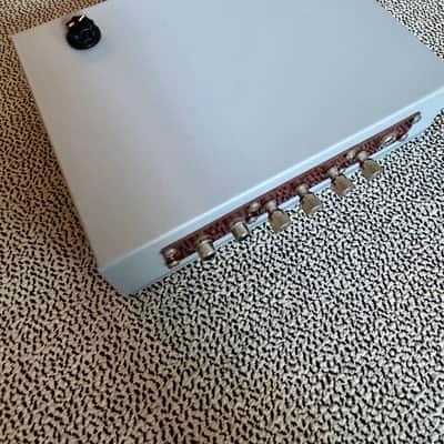 Ojas Class D 15W Amplifier 2022 - Grey image 4