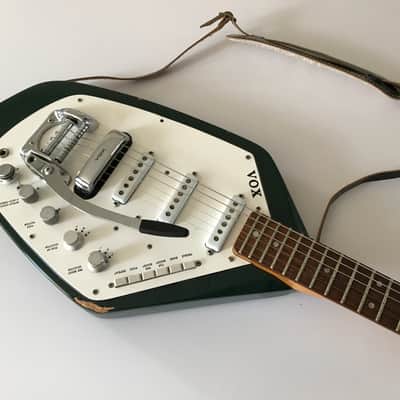 Vox  Phantom VI Special, Ian Curtis of Joy Division ,1965, Racing Green,made in England image 1