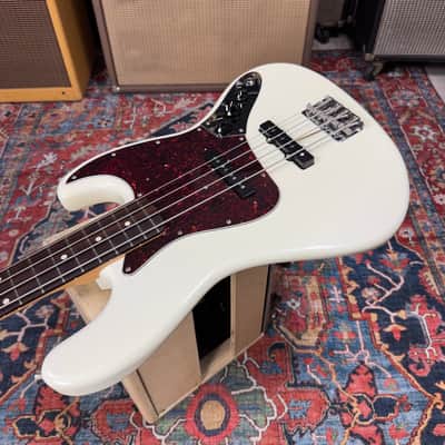 Fender Heritage 60's Jazz Bass Oly White Rosewood Nitro Lacquer 2022 image 10