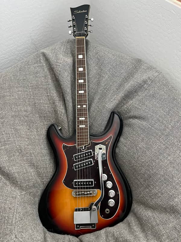 Silvertone Mosrite Copy - 319.14410000 1960s  - Sunburst image 1