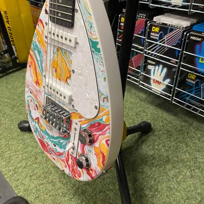 Vox Mini Mk III travel guitar teardrop shape in marble /white finish image 3