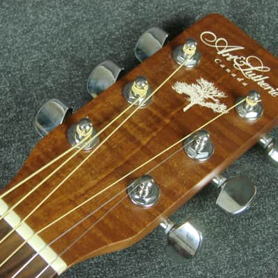 Art & Lutherie Cedar CW Solid-Top Single Cutaway Acoustic/Electric Guitar image 9
