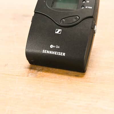 Sennheiser SK 100 G4 Wireless Bodypack Transmitter A Range: 516-558 MHz CG0101V image 3