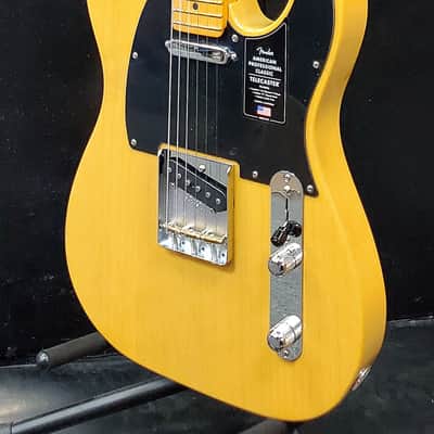 Fender American Professional Classic Telecaster 2025 - Butterscotch Blonde w/FREE Pro Set Up image 2