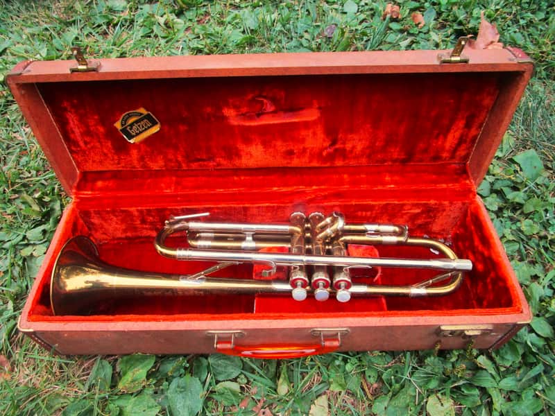 Getzen 90 Deluxe Trumpet, 1949, USA, Gold Lacquer, Tags, Case, Very Clean image 1