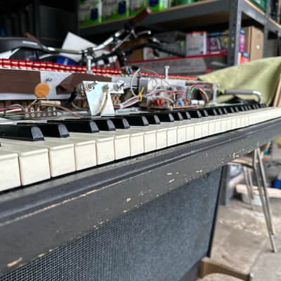 Wurlitzer 210 64-Key Electric Piano 1975 - 1979 - Black image 7