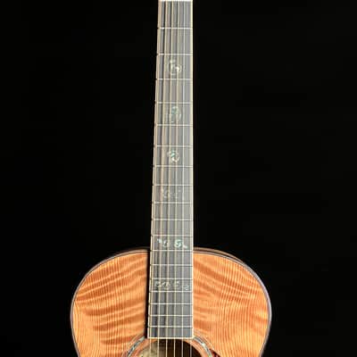 Larrivée OO-03 Acoustic Guitar Flamed Redwood/Mahogany image 9