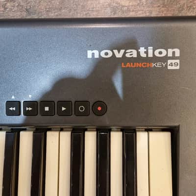 Novation Launchkey 49 midi keyboard controller, boxed image 8
