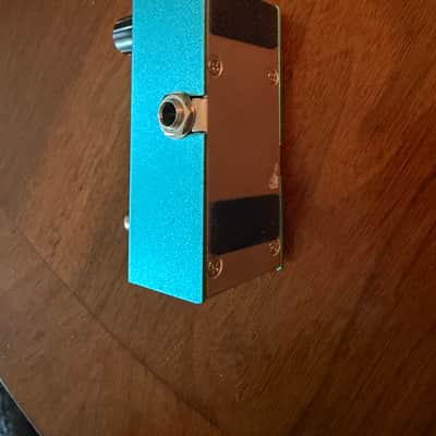 Kmise Crunch Distortion ehx pocket metal clone image 3