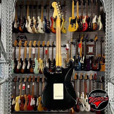 FENDER - Custom Shop 56 Stratocaster Journeyman Relic Aged Black 9236081217 image 5