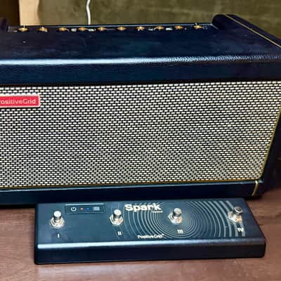spark 40 - model 1 includes spark control footswitch image 2