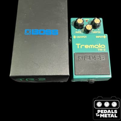 Boss TR-2 Tremolo (Silver Label) 1997 - Present - Green - X17645