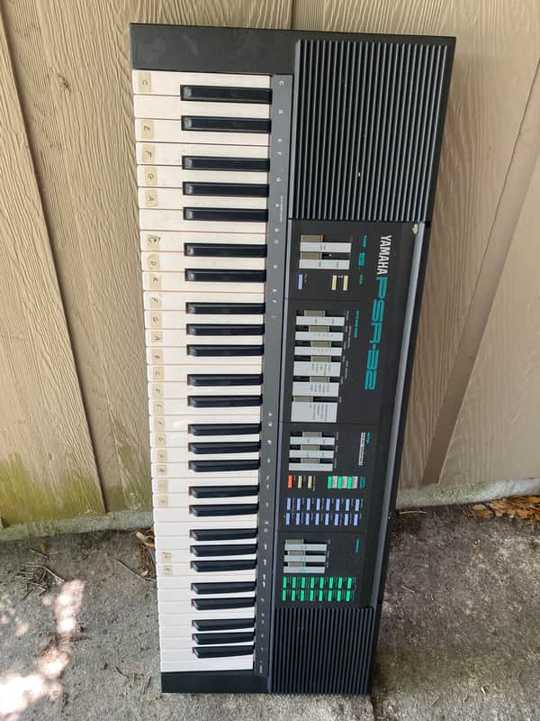 Yamaha PSR-32 Early-90s - FREE SHIPPING image 1