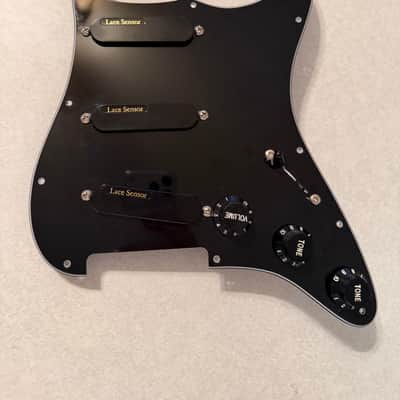 Lace Sensor Gold Loaded Strat Pickguard 2022 -Black image 1