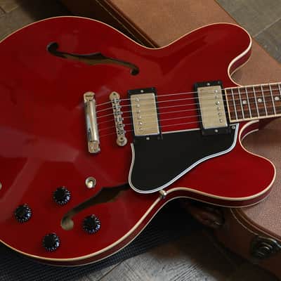 1998 Gibson ES-335 Dot Inlay Semi-Hollow Electric Guitar Figured Cherry Red + OHSC image 3